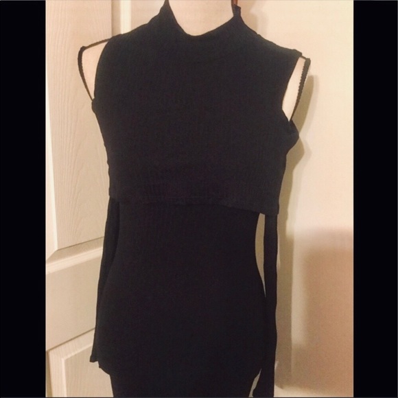 BLACK COLD SHOULDER RIBBED DRESS - Picture 7 of 11